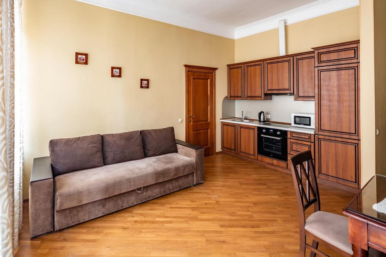13 Franka Apartment 1 リヴィウ エクステリア 写真